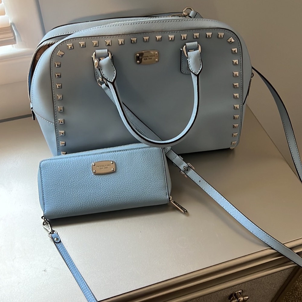 Baby blue Michael Kors Purse with matching wallet
